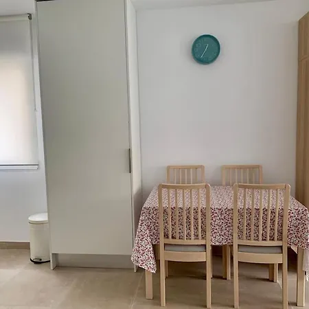 Apartamento Bajo Con Jardin Con Acceso Directo A La Playa
